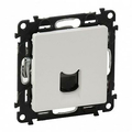 Розетка RJ45 компьютерная Valena LIFE скрытой установки cat.5е UTP с лицевой панелью белый 753440 Legrand