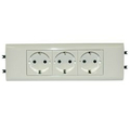 Legrand Mosaic-New Розетка на 3 модуля с заземлением с суппортом