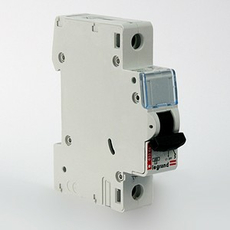 Автоматический выключатель модульный Legrand DX3-E 1п 25А C 6кA (407265)