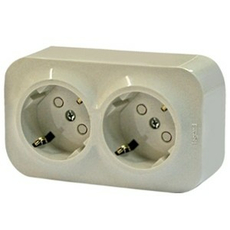 Розетка двухместная 2К+З немецкий стандарт 16А со шторками открытой установки бежевый Quteo 782253 Legrand