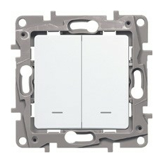 Выключатель двухклавишный Etika с подсветкой белый 672204 Legrand