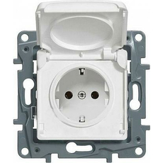 Розетка одноместная Etika IP44 с заземлением со шторками с крышкой 16А белый 672232 Legrand
