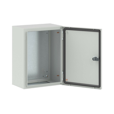 Корпус сварной навесной серии ST с монтажной платой Размер: 400 x 300 x 200 мм IP66 код R5ST0432 DKC