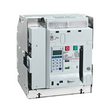 DMX3 Выключатель автоматический H 2500 65 кА 3P 1600 A тип 1 выкатной Legrand 28744