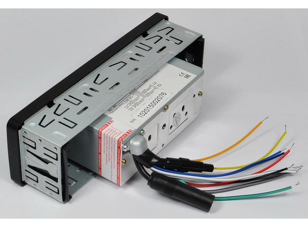 USB/SD-магнитола ACES AVH-1500B