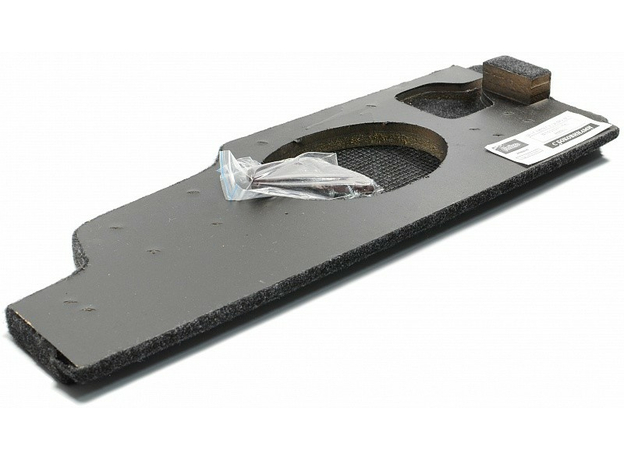 Полка ВАЗ 2131 "Нива" (с боковинами) Автоблюз