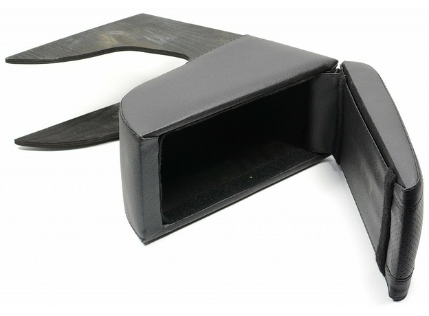 Подлокотник Lada Kalina с перфорированной вставкой (старого образца)