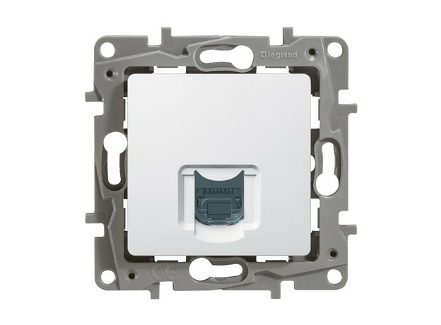 Розетка RJ11 телефонная Etika белый 672240 Legrand