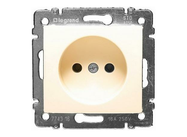 Розетка одноместная Valena скрытой установки без заземления 16А бежевый 774316 Legrand