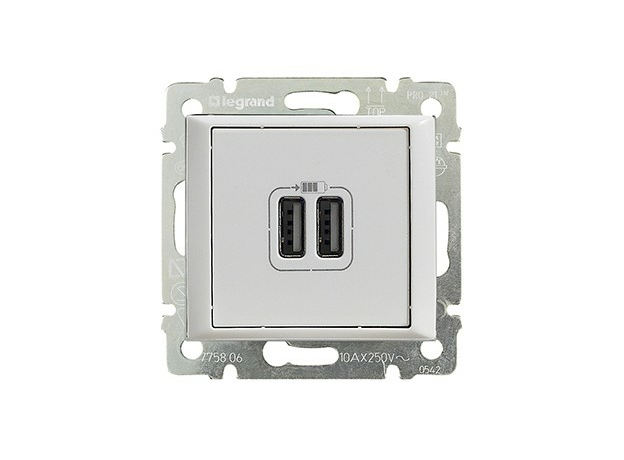 Розетка USB Valena скрытой установки для зарядки двойная белый 770470 Legrand