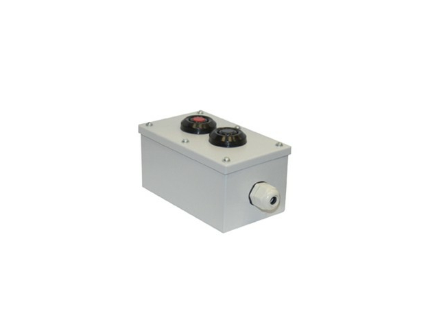 Пост кнопочный ПКУ 15-21.121 IP54(1-а кнопка (1з+1р) черная+1-а кнопка (1з+1р) красная)