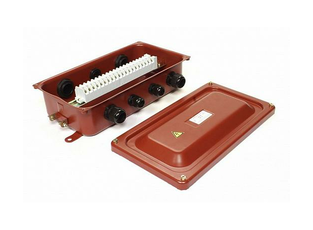 Коробка соединительная КС-20 У2 IP54 пластиковый ввод ЗЭТАРУС