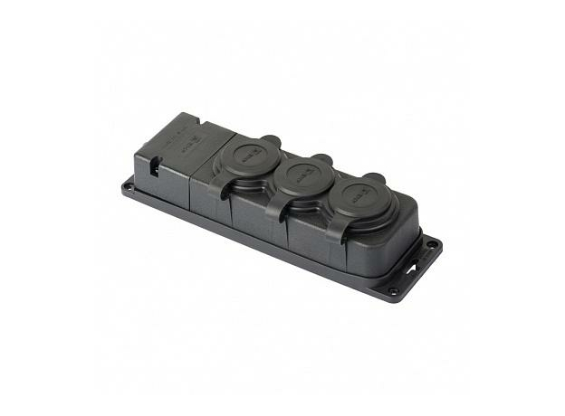 Розетка трехместная с защитными крышками каучуковая 230В 2P+PE 16A IP44 RPS-015-16-230-44-r EKF PRO