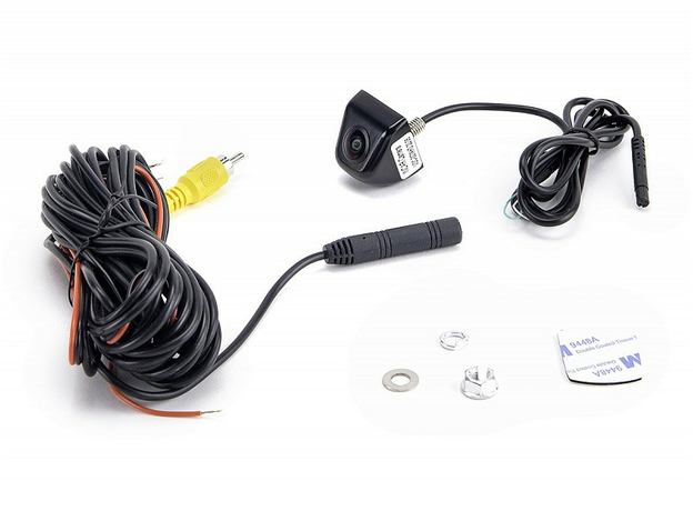 Камера заднего вида универсальная винтовая INTRO VDC-007AHD