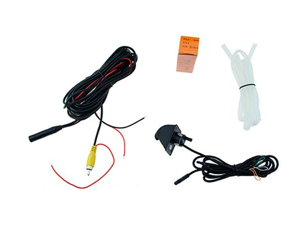 Камера заднего вида универсальная врезная Intro VDC-007W с омывателем