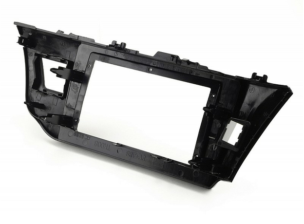 Рамка для TOYOTA Corolla 13-16, 10" Incar RTY-FC535