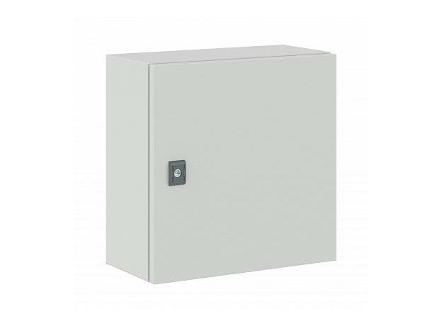 Корпус сварной навесной серии ST с монтажной платой Размер: 400 x 400 x 200 мм (В х Ш х Г) IP66 код R5ST0442 DKC