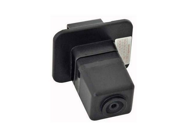 Камера заднего вида для SUBARU XV 12+ (INTRO VDC-105)