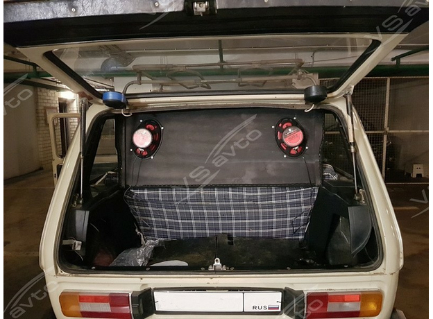 Полка ВАЗ 2121 "Нива" (с опорами, без боковин) (до 2016 г.в.)