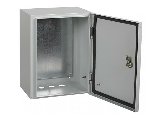 Щит металлический ЩМП-4-0 IP54 с монтажной панелью 800х650х250мм (ВхШхГ) GENERICA У2 RAL7035 YKM40-04-54-G IEK