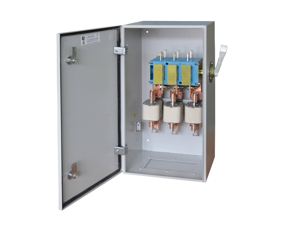 Рубильник в корпусе с предохранителями ПН-2 ЯРП 400П IP54 У3 перекидной Узола