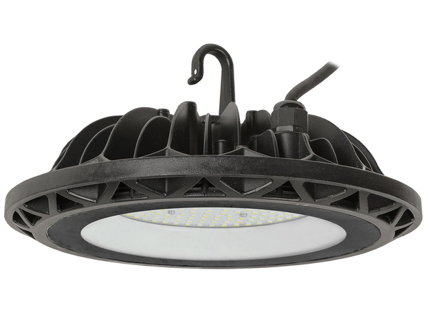 Светильник светодиодный ДСП-150Вт 4000K 15000лм 110 гр. IP65 IEK LDSP0-4003-150-40-K23