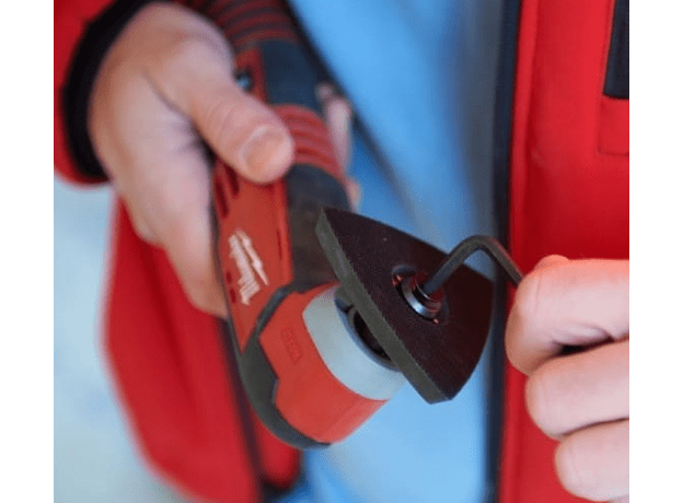 Мультиинструмент аккумуляторный C12 MT-0 Milwaukee 4933427180