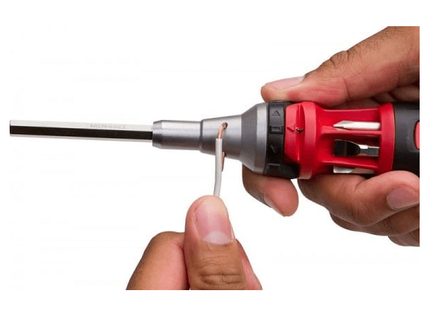 Отвертка универсальная с трещоткой 9 в1 Milwaukee 4932471598